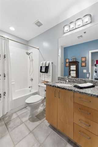 923 Peachtree Street NE 827, Atlanta, GA 30309