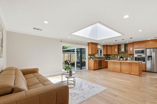 6552 Camden Avenue, San Jose, CA 95120