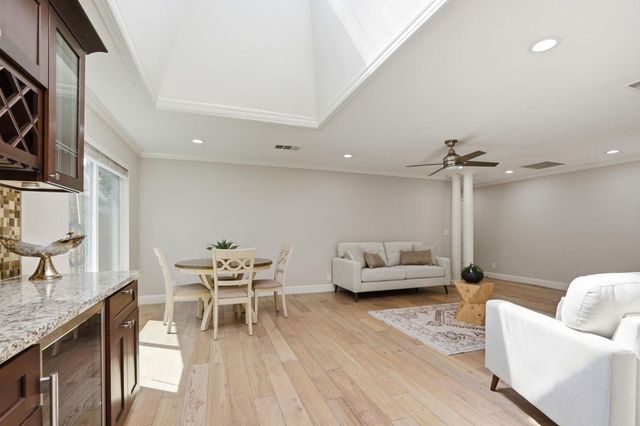 6552 Camden Avenue, San Jose, CA 95120