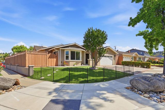 6552 Camden Avenue, San Jose, CA 95120