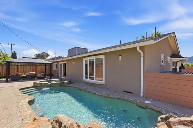 6552 Camden Avenue, San Jose, CA 95120