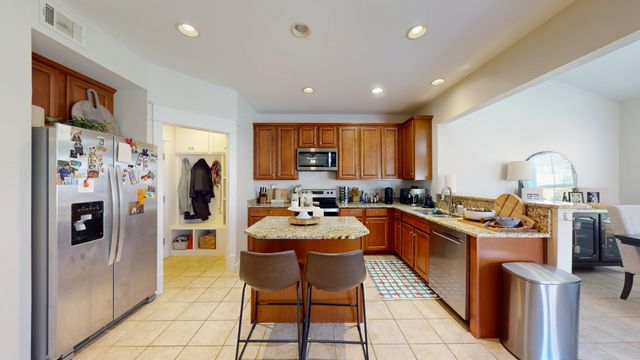 1012 Nunnery Ln, Nashville, TN 37221