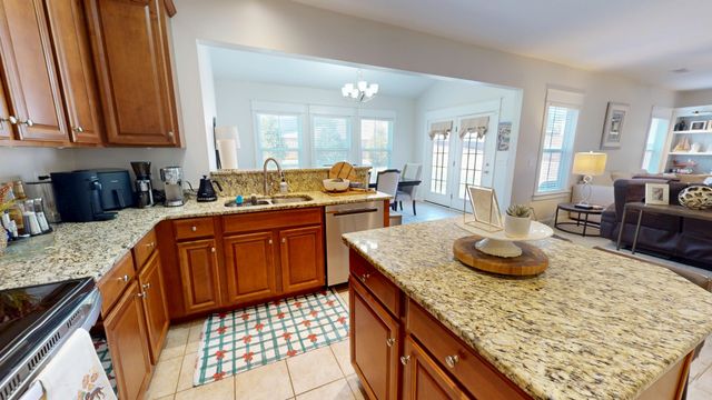 1012 Nunnery Ln, Nashville, TN 37221
