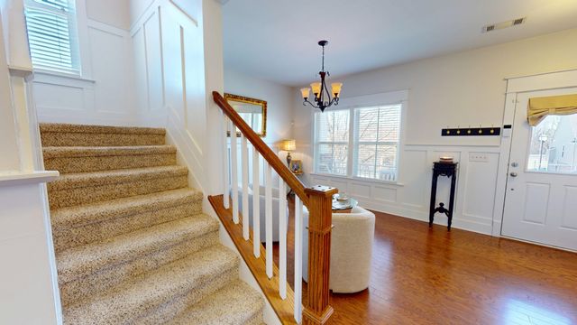 1012 Nunnery Ln, Nashville, TN 37221