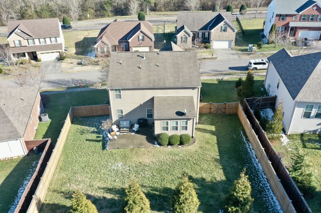 1012 Nunnery Ln, Nashville, TN 37221