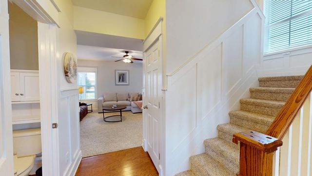 1012 Nunnery Ln, Nashville, TN 37221