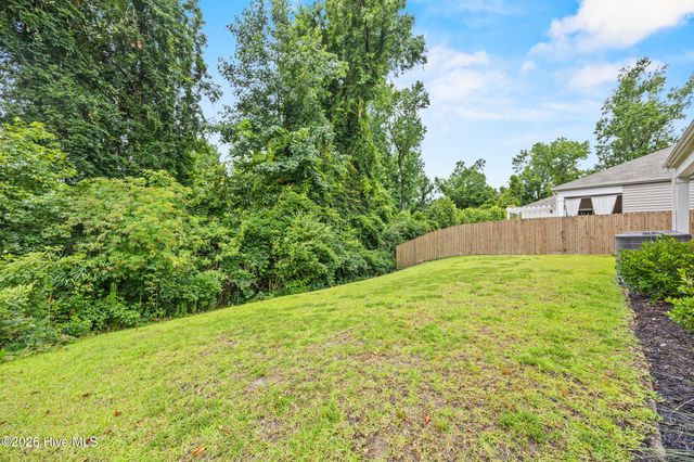 323 Windy Woods Way, Wilmington, NC 28401