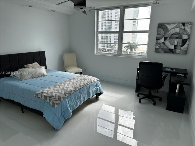 2851 S Ocean Boulevard 6 V, Boca Raton, FL 33432