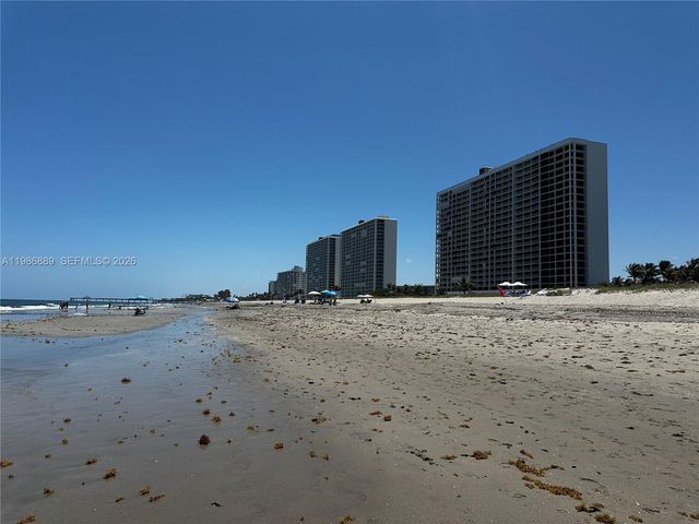 2851 S Ocean Boulevard 6 V, Boca Raton, FL 33432