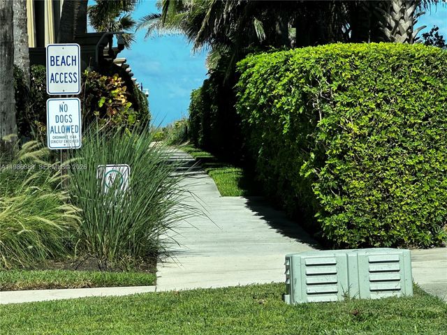 2851 S Ocean Boulevard 6 V, Boca Raton, FL 33432