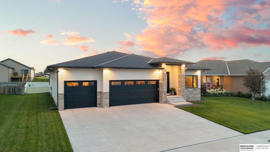 1250 S 8th Street, Ashland, NE 68003