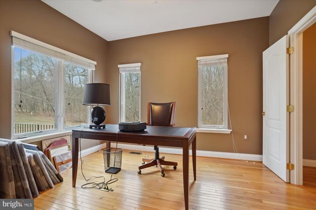 17410 QUEEN ANNE RD, Upper Marlboro, MD 20774