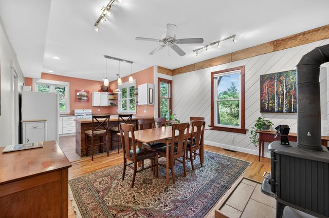 176 Shawsville NE, Check, VA 24072