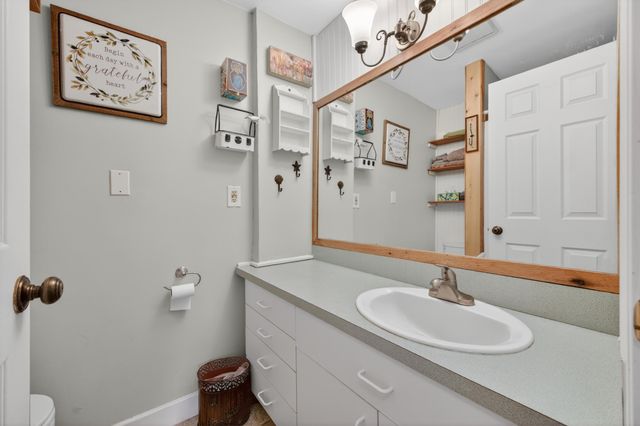 176 Shawsville NE, Check, VA 24072