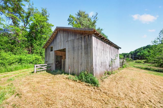 176 Shawsville NE, Check, VA 24072