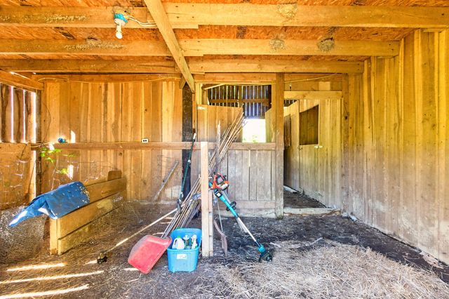 176 Shawsville NE, Check, VA 24072