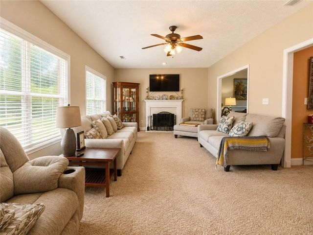 125 Stewart Glen Drive, Covington, GA 30014