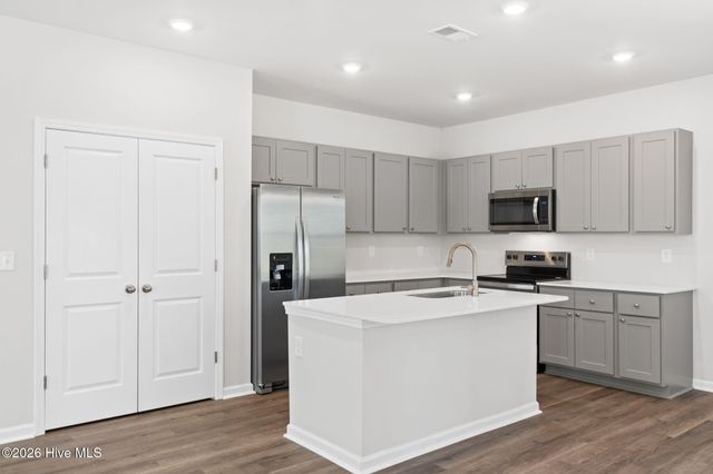 1054 Hanson Drive, Leland, NC 28451