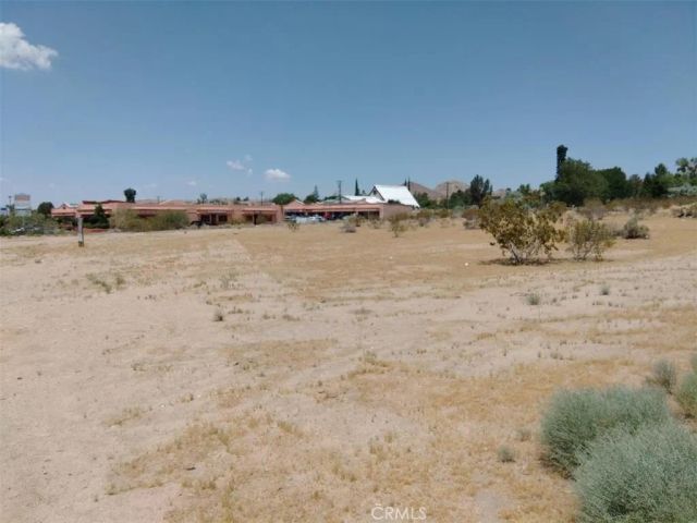 18600 Happy Trails, Apple Valley, CA 92307
