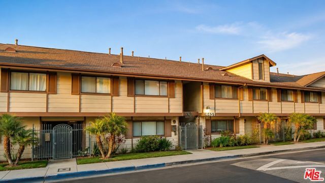 4451 Don Ricardo Drive 7, Los Angeles, CA 90008