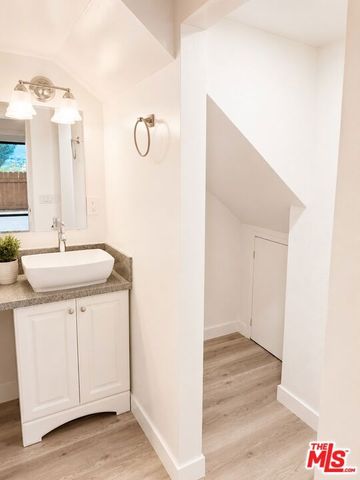 4451 Don Ricardo Drive 7, Los Angeles, CA 90008