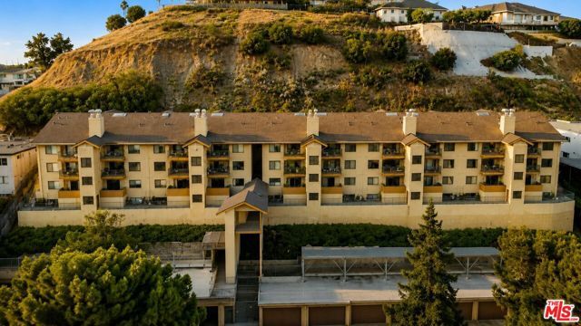 4451 Don Ricardo Drive 7, Los Angeles, CA 90008
