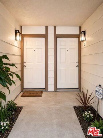 4451 Don Ricardo Drive 7, Los Angeles, CA 90008