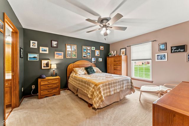 5156 Memphis Court, Columbus, IN 47203