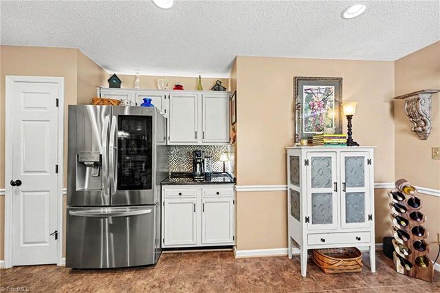 2023 Priya Street, Thomasville, NC 27360