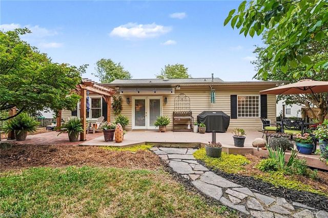 2023 Priya Street, Thomasville, NC 27360