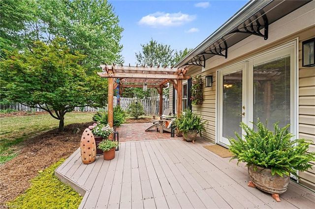 2023 Priya Street, Thomasville, NC 27360