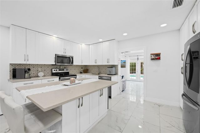 4010 Coral Springs Drive, Coral Springs, FL 33065