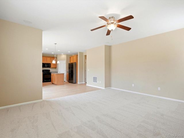 7181 S Oak Hill Circle, Aurora, CO 80016