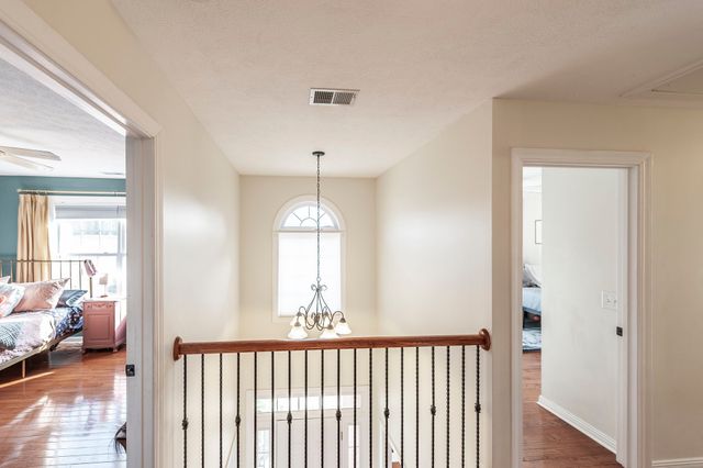 135 N Wynridge Way, Goodlettsville, TN 37072