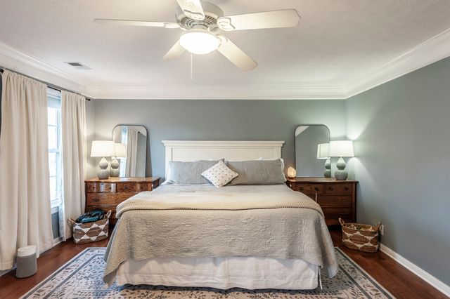 135 N Wynridge Way, Goodlettsville, TN 37072