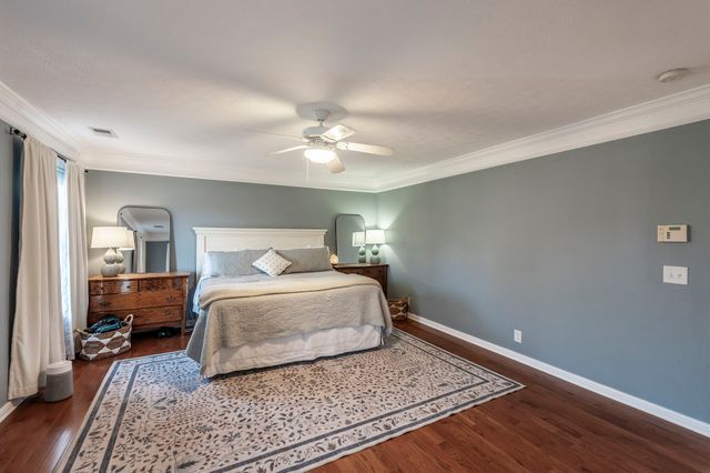 135 N Wynridge Way, Goodlettsville, TN 37072