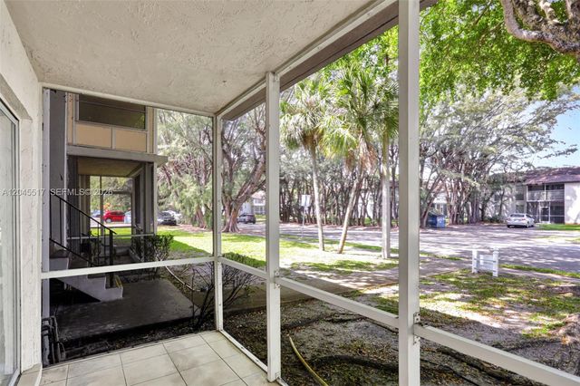 470 N Laurel Dr 1A, Margate, FL 33063
