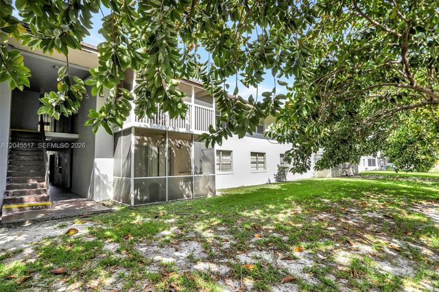 470 N Laurel Dr 1A, Margate, FL 33063