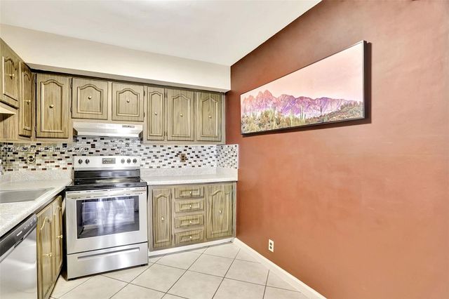 470 N Laurel Dr 1A, Margate, FL 33063