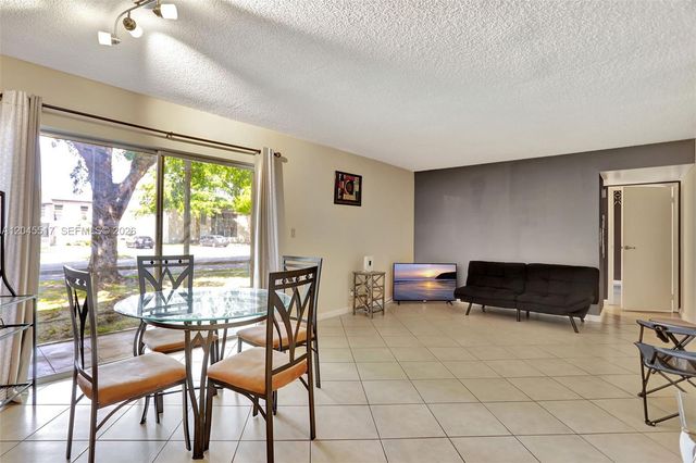 470 N Laurel Dr 1A, Margate, FL 33063