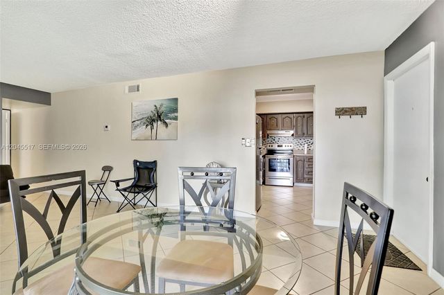470 N Laurel Dr 1A, Margate, FL 33063