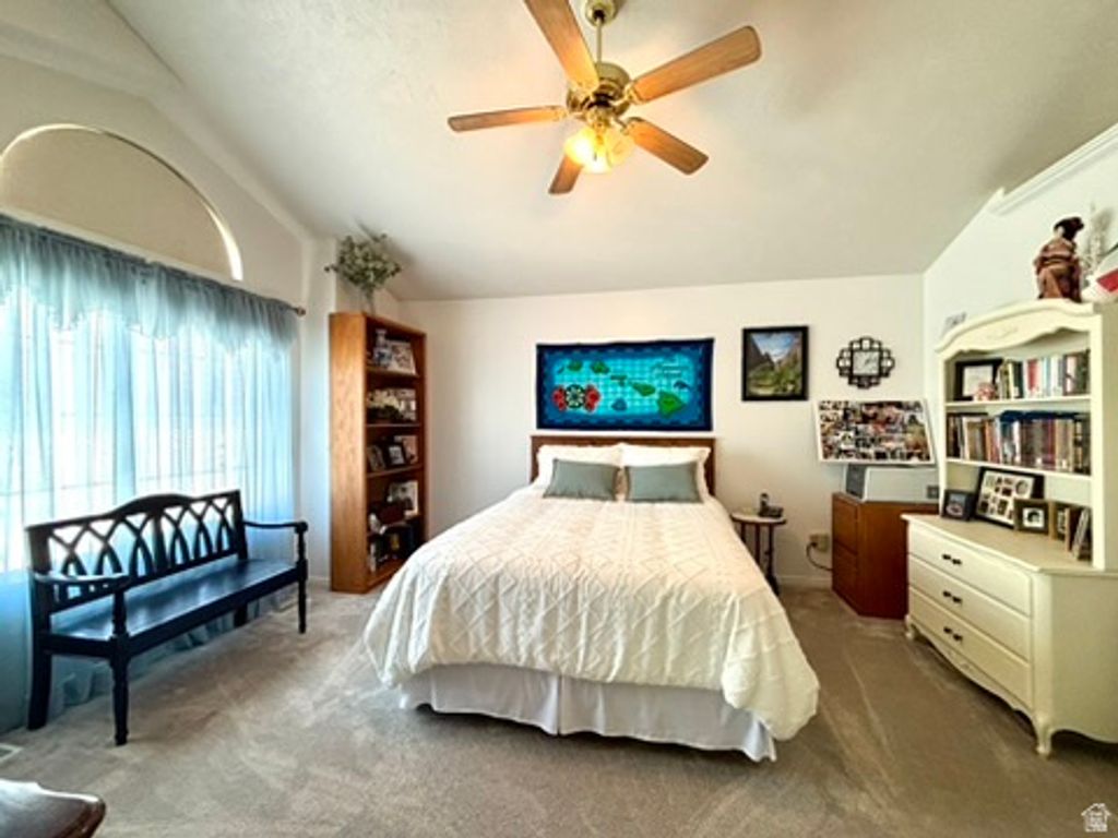 Image 15 of property listing at 6344 S ADIRONDACK WAY, Taylorsville, UT 84129