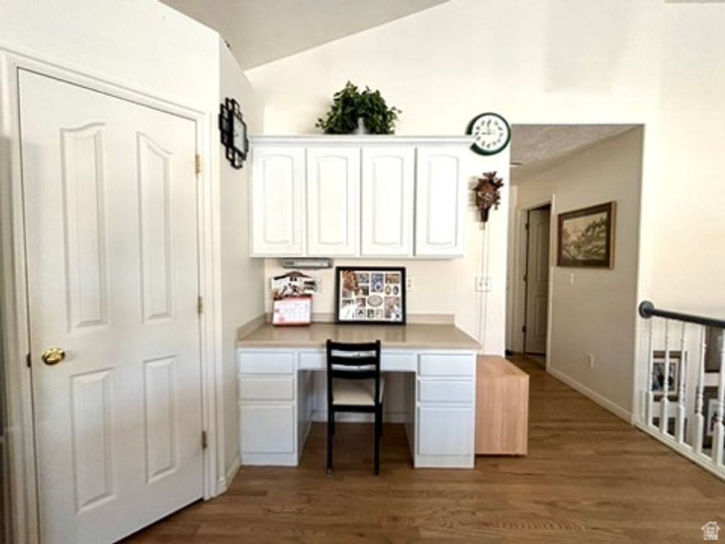 Image 25 of property listing at 6344 S ADIRONDACK WAY, Taylorsville, UT 84129
