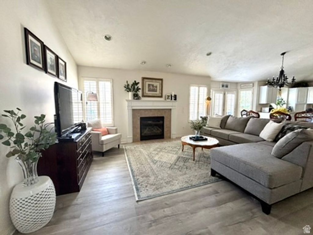 Image 27 of property listing at 6344 S ADIRONDACK WAY, Taylorsville, UT 84129