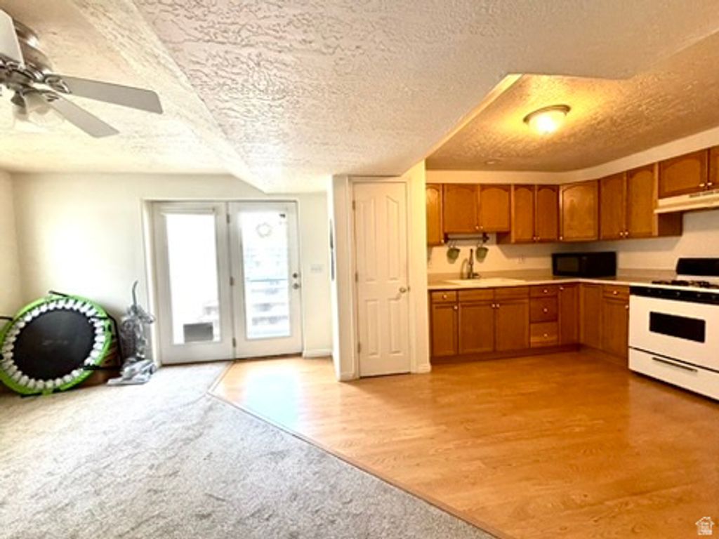 Image 41 of property listing at 6344 S ADIRONDACK WAY, Taylorsville, UT 84129