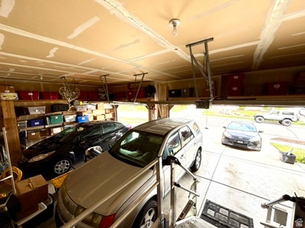 Image 48 of property listing at 6344 S ADIRONDACK WAY, Taylorsville, UT 84129