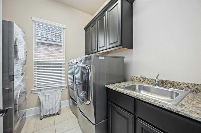 15618 Bristol Lake Drive, Houston, TX 77070