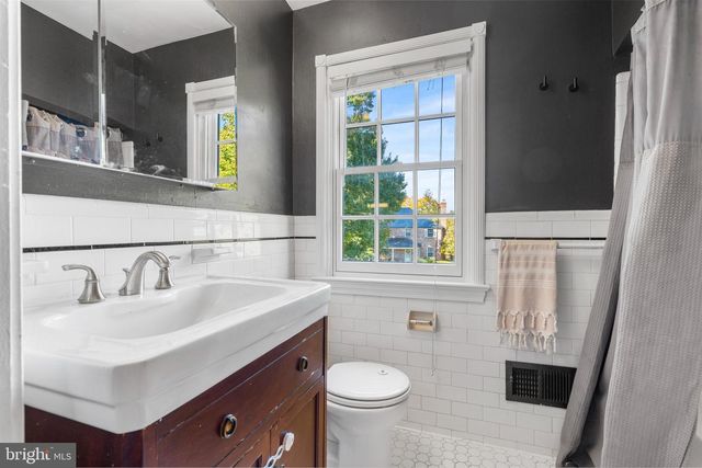 311 WOODBOURNE AVE, Baltimore, MD 21212