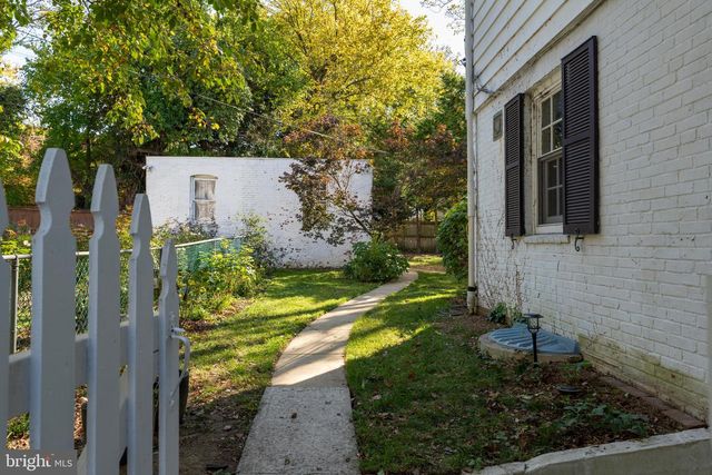 311 WOODBOURNE AVE, Baltimore, MD 21212