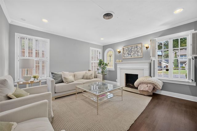 5630 Vanderbilt Avenue, Dallas, TX 75206